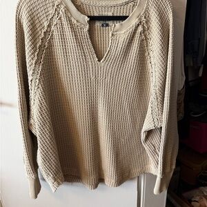 American Eagle Outfitters V-Neck Beige Sweater